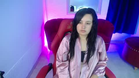 Snapshot of nathaly_low chatting on June 9, 12:06 pm nathaly low online show from June 9, 12:06 pm