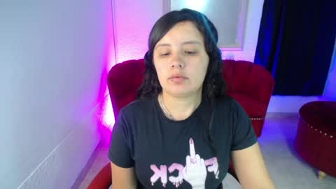 Snapshot of nathaly_low chatting on July 24, 12:14 pm nathaly low online show from July 24, 12:14 pm