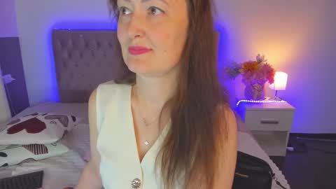 NathalyStars online show from June 8, 12:38 pm