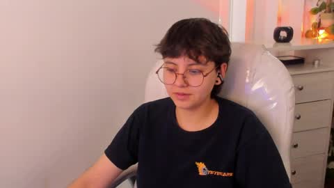 nathalyy_ds online show from May 6, 4:12 pm