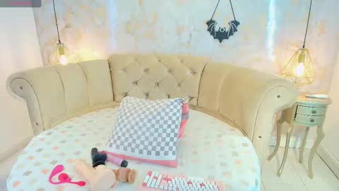 Natha online show from October 5, 1:09 pm