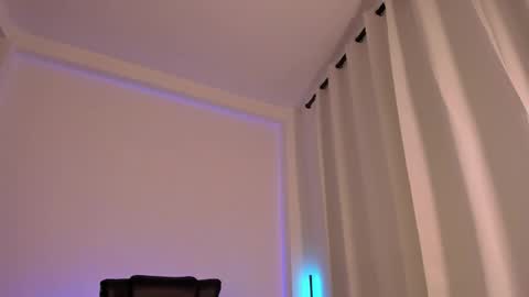 Snapshot of nathan_blake_ chatting on September 24, 11:19 pm Nathan online show from September 24, 11:19 pm