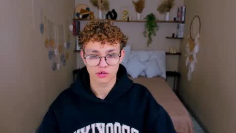 Nathan online show from November 18, 10:20 am