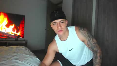 Snapshot of nathan_gross chatting on October 2, 12:28 am nathan_gross online show from October 2, 12:28 am