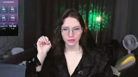 This name is so sexy you cant pronounce it. online show from June 17, 11:49 pm