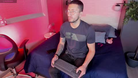 Snapshot of nathan_rivers chatting on January 29, 12:02 pm nathan_rivers online show from January 29, 12:02 pm