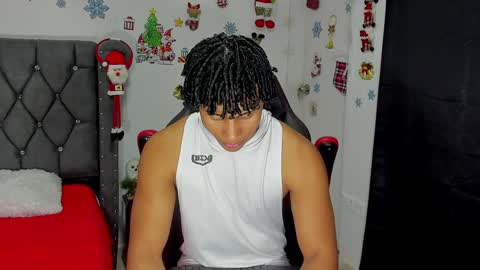 Snapshot of nathan_sexy247 chatting on December 14, 1:06 am Nathan online show from December 14, 1:06 am