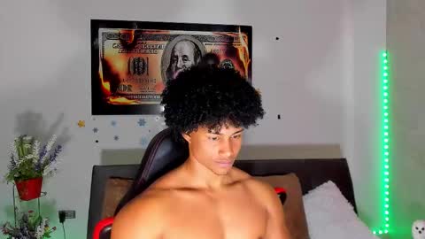 Snapshot of nathan_sexy247 chatting on March 5, 3:08 pm Nathan online show from March 5, 3:08 pm