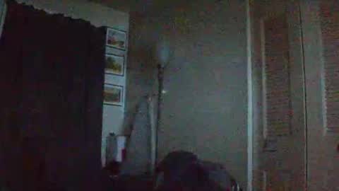 nathanbutler0 online show from April 8, 2:44 am