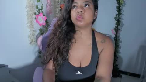 Naty online show from July 22, 11:24 am