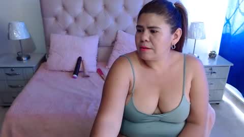 nathy_voyeur online show from January 18, 7:04 pm