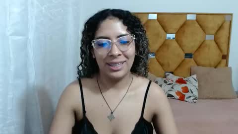 nathy_voyeur online show from March 22, 1:53 am