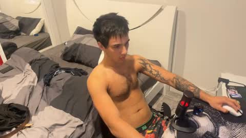 native_boy2 online show from April 30, 4:30 am