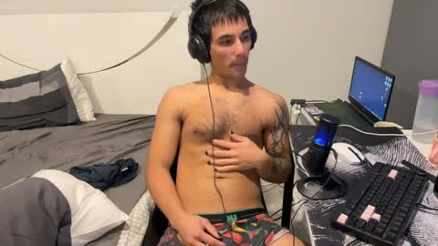 native_boy2 online show from May 4, 4:47 pm