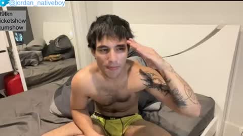 native_boy2 online show from June 16, 6:49 am