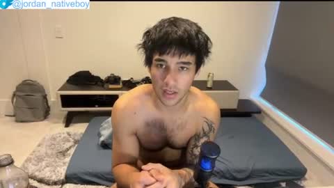 native_boy2 online show from June 28, 3:45 am