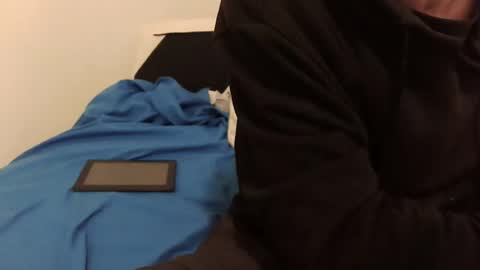 natou3x online show from October 18, 2:29 pm