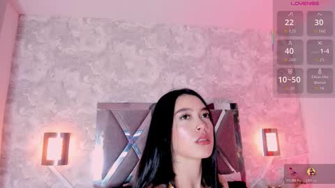 Snapshot of natt_collins chatting on December 4, 3:27 am Natalia online show from December 4, 3:27 am