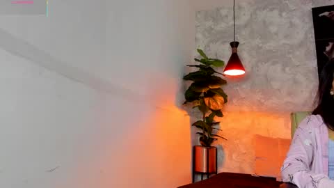 Snapshot of natt_collins chatting on December 15, 4:06 am Natalia online show from December 15, 4:06 am