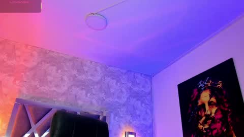 Snapshot of natt_collins chatting on April 4, 2:21 am Natalia online show from April 4, 2:21 am