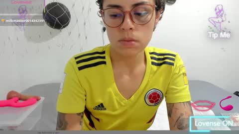 natt_op online show from March 12, 12:17 am