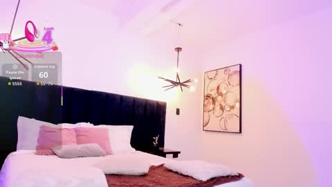 Snapshot of nattashaa7 chatting on November 3, 11:33 am nattashaa online show from November 3, 11:33 am