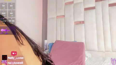 Naty online show from June 3, 2:33 pm