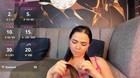 Snapshot of natty_roberts_ chatting on March 9, 2:07 am Natty online show from March 9, 2:07 am