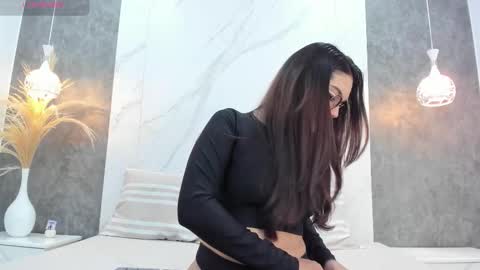 Natty Trainor online show from January 8, 8:33 pm