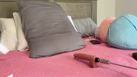 NATTY FIERROS online show from October 24, 6:48 pm