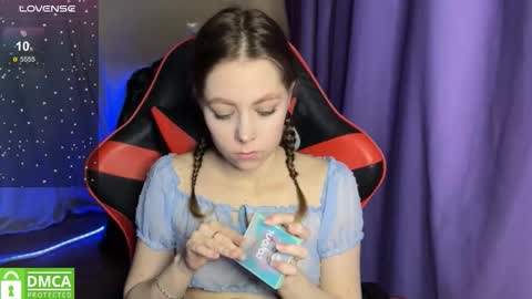 natural_babe666 online show from October 13, 5:40 am