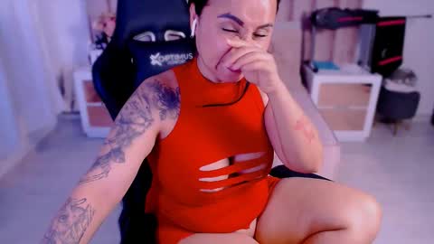 Sophia online show from November 12, 9:36 pm