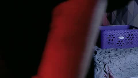 Snapshot of naturaltitss_ chatting on October 23, 7:23 pm Gwen  online show from October 23, 7:23 pm