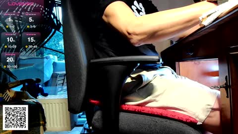 Nature online show from December 6, 2:38 pm