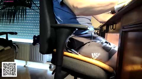 Snapshot of nature_x chatting on October 24, 8:11 am Nature online show from October 24, 8:11 am