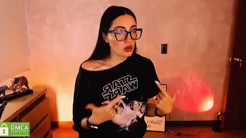 Natalia  Valeria online show from December 12, 11:07 am