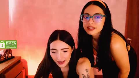Natalia  Valeria online show from December 15, 1:11 pm