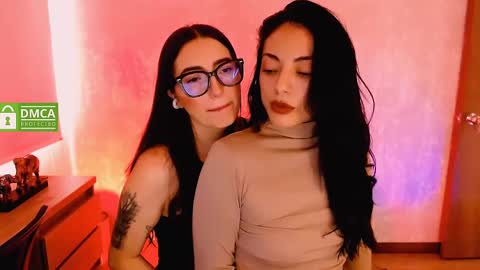 Natalia  Valeria online show from December 19, 2:02 pm