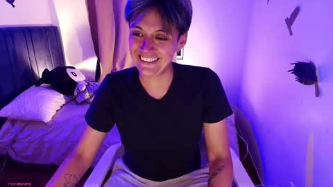 Fernanda online show from November 17, 1:33 am