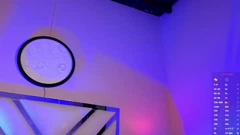 Naty Saenz online show from November 20, 10:04 am