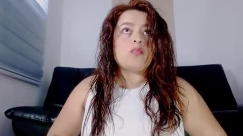 naty online show from May 5, 11:51 am