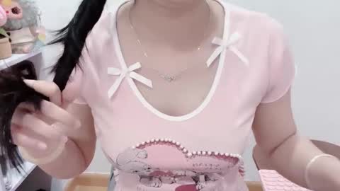 Snapshot of natycutiegirl chatting on March 20, 2:16 am Kiki online show from March 20, 2:16 am