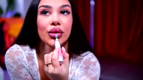 Naty online show from November 19, 10:04 am