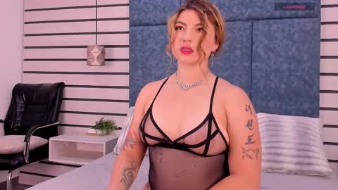 Naty  online show from September 9, 9:14 pm