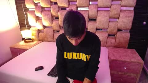 Naty y Alex online show from November 3, 8:54 pm