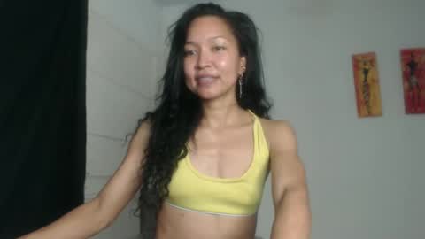 Snapshot of natzumi_mcqueen chatting on February 11, 7:27 pm Stella Mcqueen online show from February 11, 7:27 pm