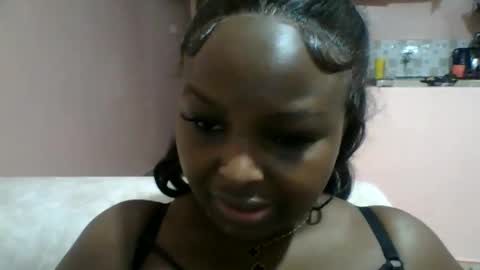 naughti_garlie online show from June 8, 7:03 pm