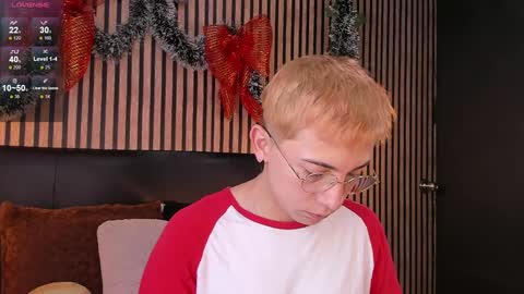 Christopher  Chris online show from December 4, 12:36 pm