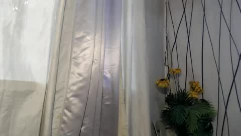 naughty_angelo online show from June 19, 1:21 am