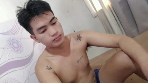 naughty_angelo online show from June 28, 12:27 am